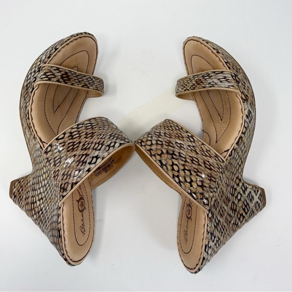 Born Crown women’s Skyler Terra Snake Print Wedge Sandals size 7 - Picture 2 of 11